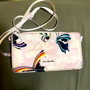 Crossbody Vera Bradley purse